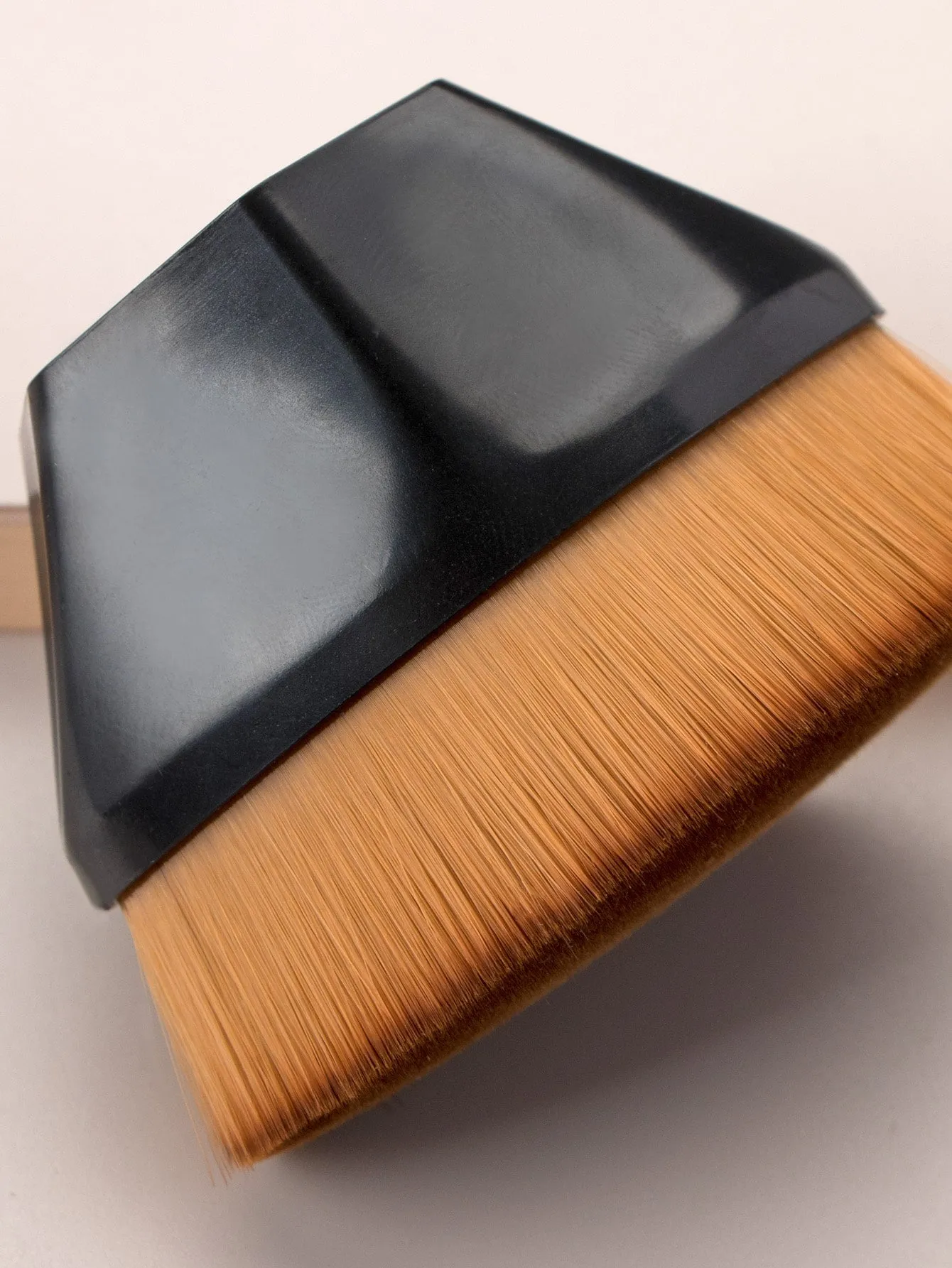 1pc Foundation Brush