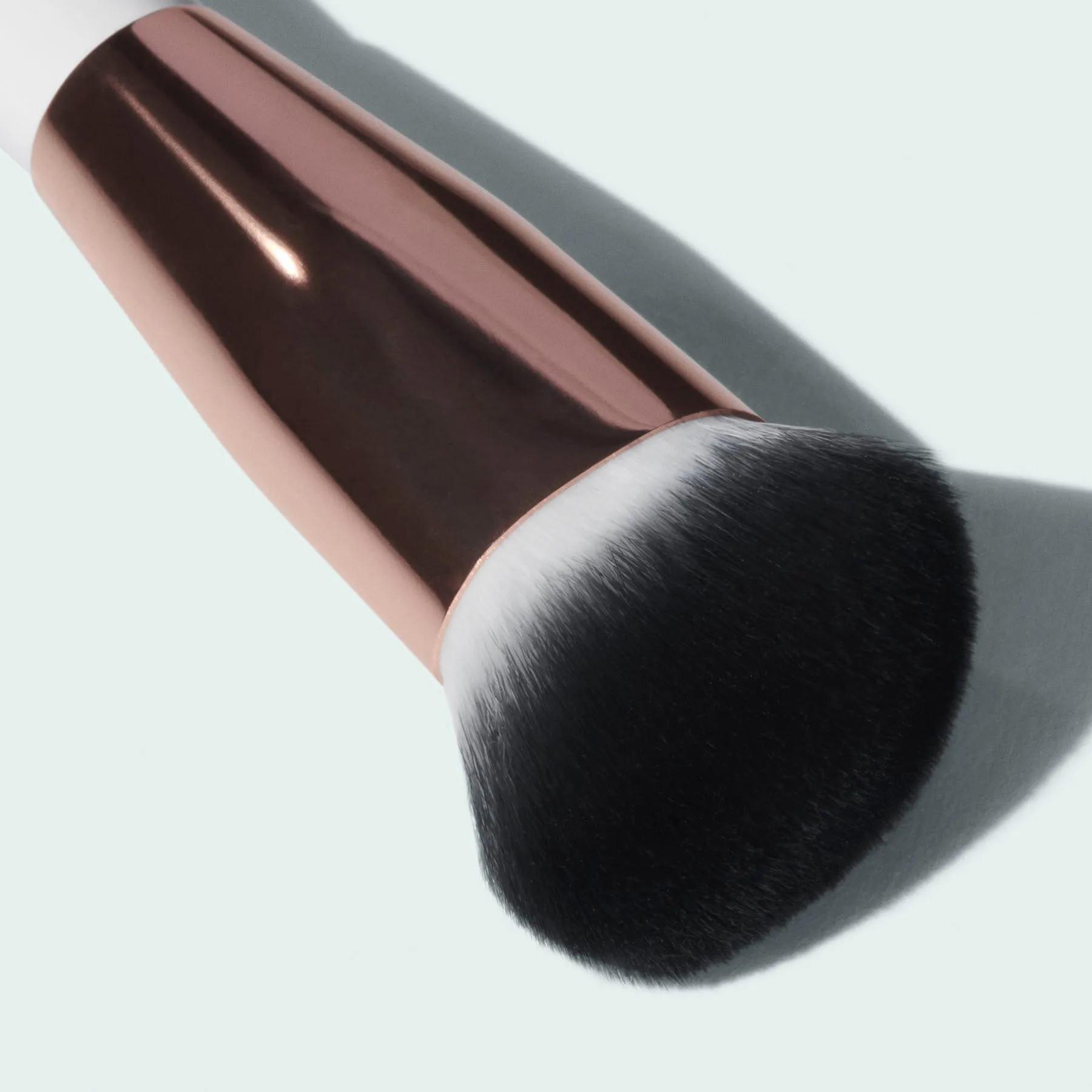 I BEAUTY flawless foundation brush